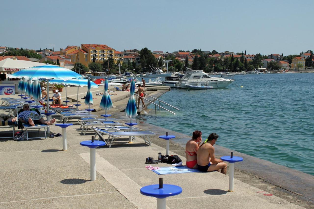 Apartments By The Sea Selce, Crikvenica - 15063 外观 照片